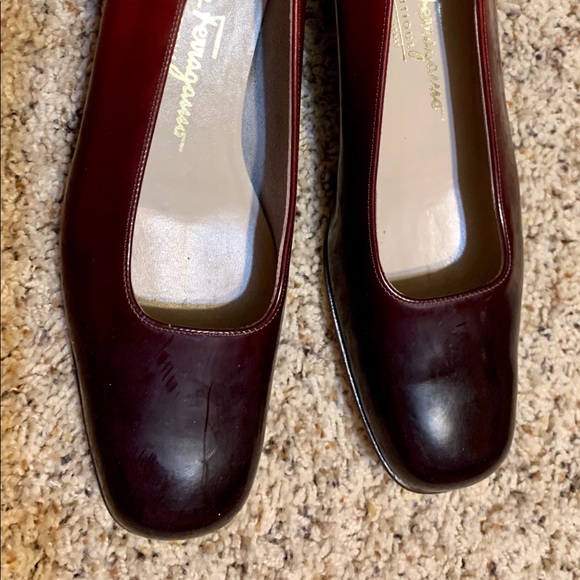 Salvatore Ferragamo. Woman leather shoes size 7 - Picture 4 of 12
